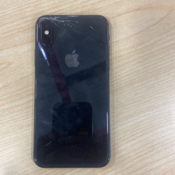 iphone xs - Picture 2 of 2
